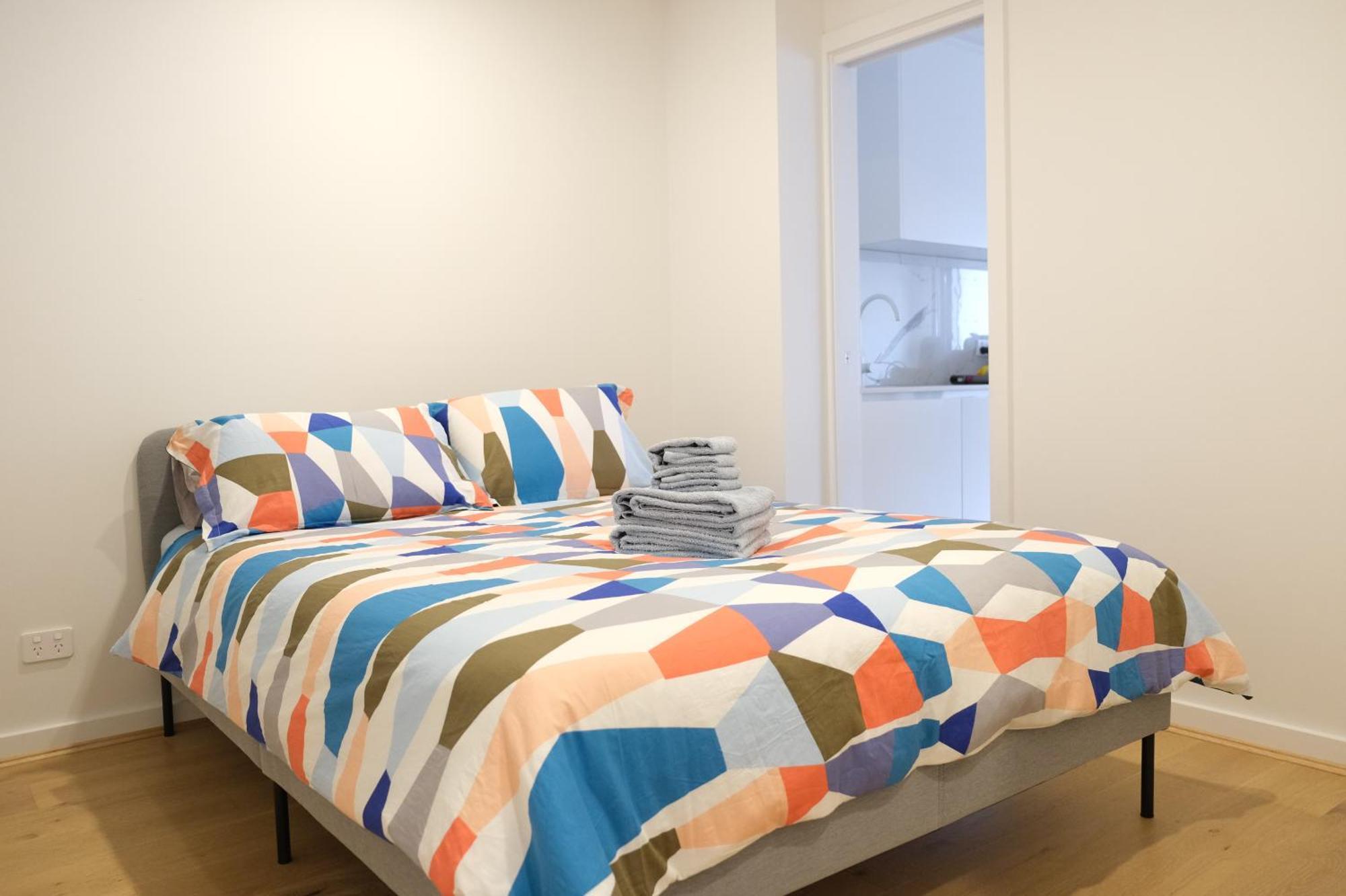 Cbd Japanese Retreat 2Br 1P Brekky Wifi Netflix Apartment แคนเบอร์รา ภายนอก รูปภาพ