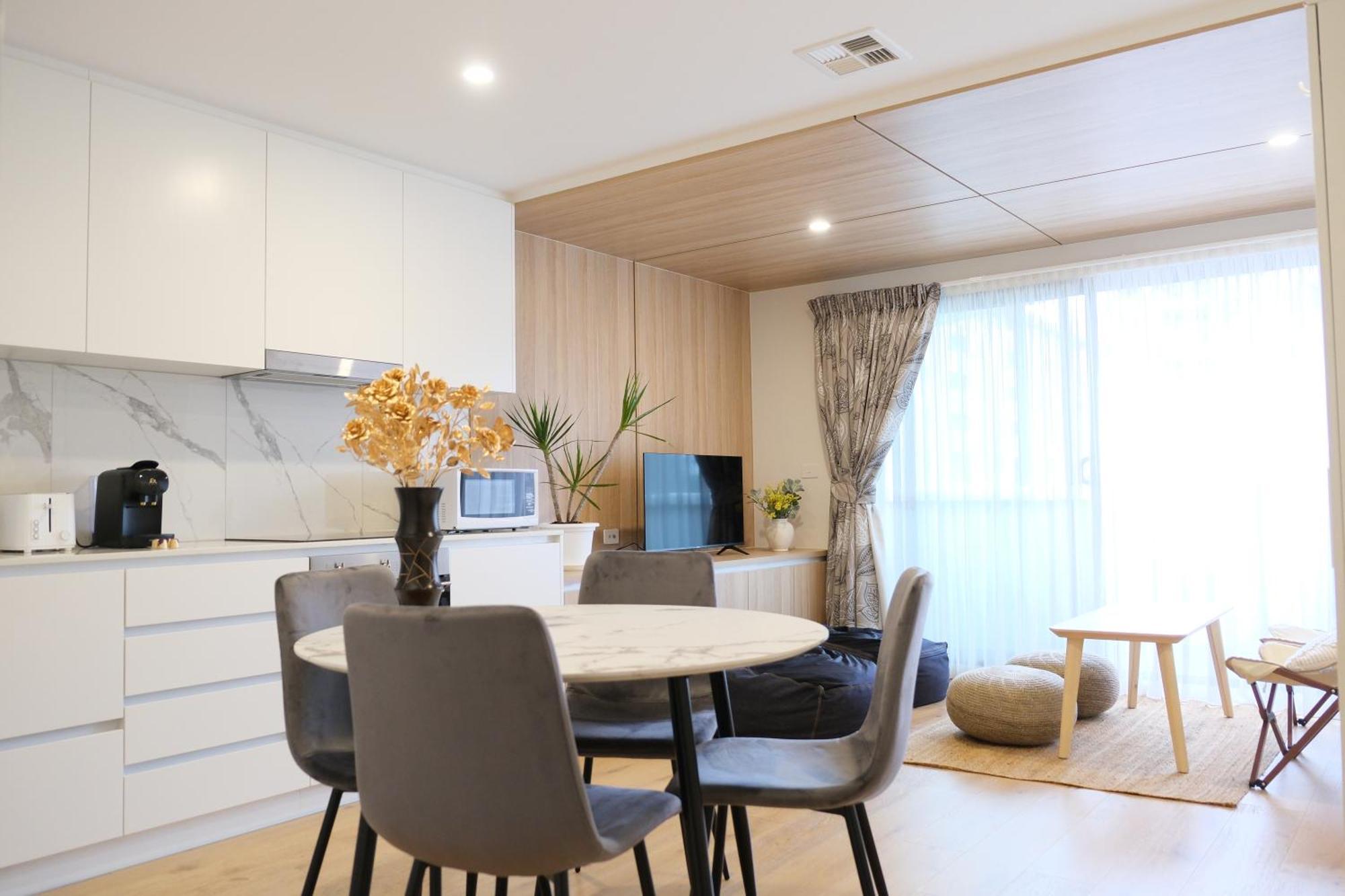 Cbd Japanese Retreat 2Br 1P Brekky Wifi Netflix Apartment แคนเบอร์รา ภายนอก รูปภาพ